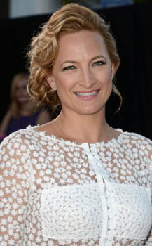 Zoe Bell